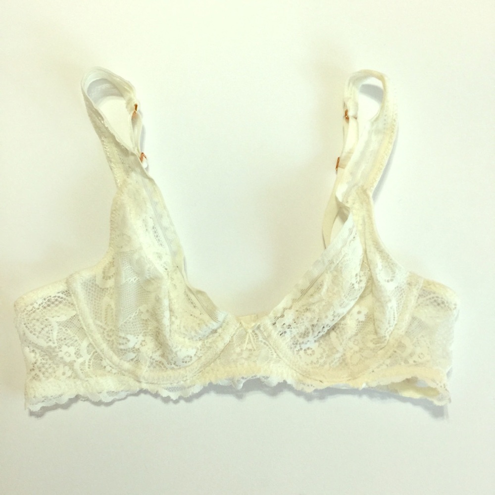 Aerie White Day To Play Bra